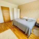 Cozy Lootsi Residence With Sauna And Balcony - Tallinn City Centre