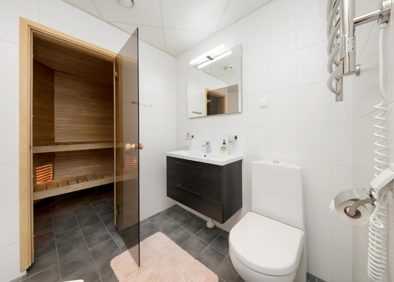 Apartment Cozy Lootsi With Sauna And Balcony - Centre Tallinn